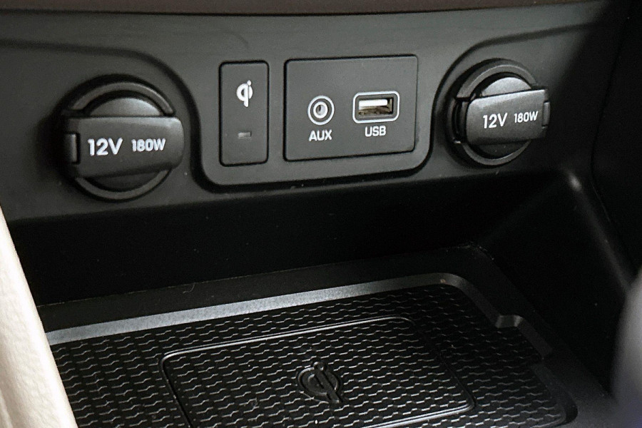 Hyundai Tucson 1.6 T-GDI Comfort(Goed onderH, Carplay, StoelV, Camera, Trekhaak, Navi, Elektrische stoelen, Parkeersensoren, Etc)