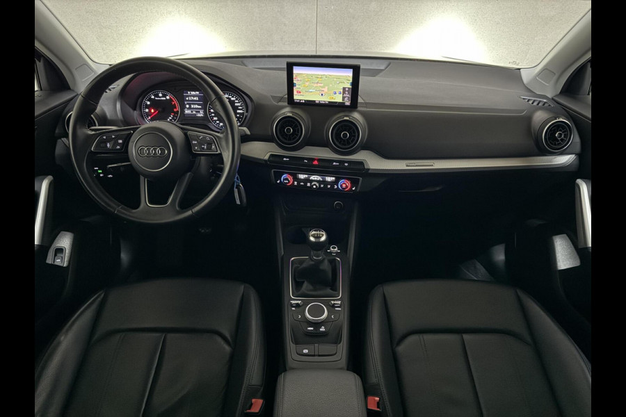 Audi Q2 30 TFSI Black Edition Navi Clima Cruise Camera Stoelv. Trekh.