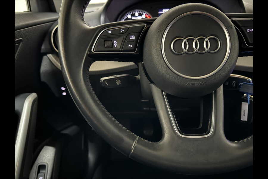 Audi Q2 30 TFSI Black Edition Navi Clima Cruise Camera Stoelv. Trekh.