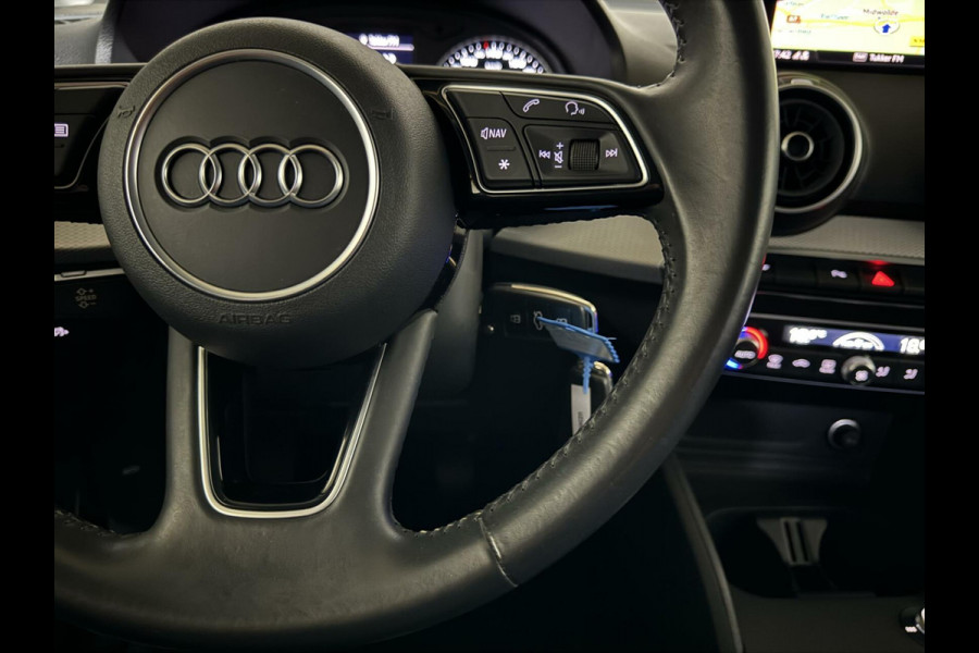 Audi Q2 30 TFSI Black Edition Navi Clima Cruise Camera Stoelv. Trekh.