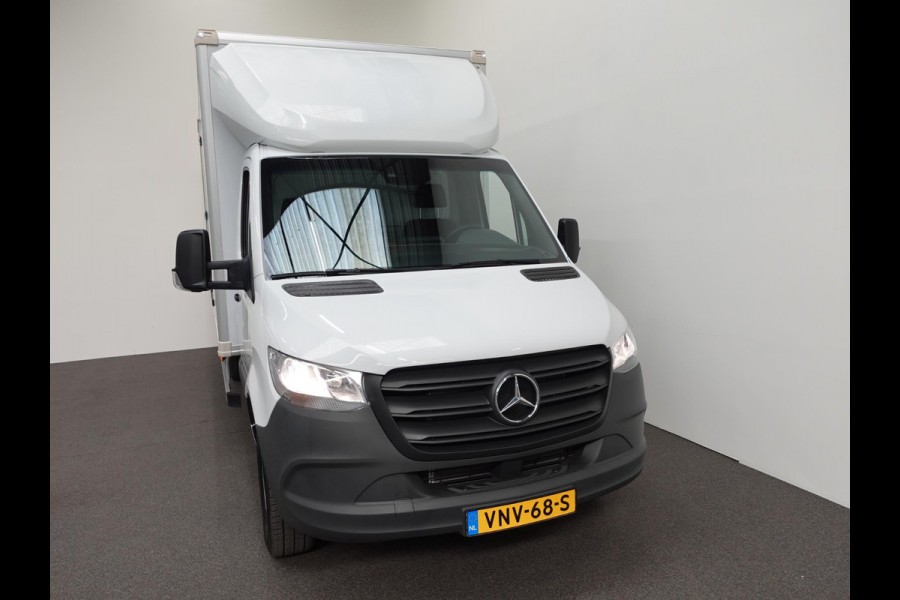 Mercedes-Benz Sprinter 315 150pk Automaat Bakwagen Meubelbak Laadklep Navigatie Airco Cruise Control Comfort stoelen