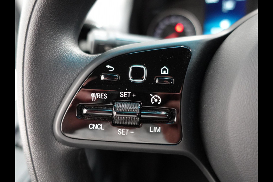 Mercedes-Benz Sprinter 315 150pk Automaat Bakwagen Meubelbak Laadklep Navigatie Airco Cruise Control Comfort stoelen