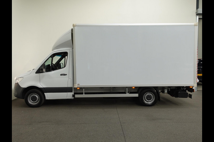 Mercedes-Benz Sprinter 315 150pk Automaat Bakwagen Meubelbak Laadklep Navigatie Airco Cruise Control Comfort stoelen