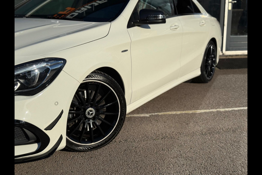 Mercedes-Benz CLA-Klasse 220 4MATIC CLA 45 Look | Pano | Aero | Navi