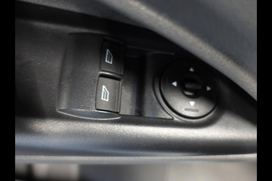 Ford Transit Connect 1.5 EcoBlue Automaat L2 Trend Navigatie Airco Parkeersensoren Cruise Control 3Zits Camera
