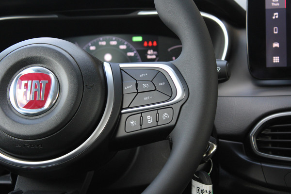 Fiat Tipo Cross 1.5 Hybrid Garmin | Camera | Cruise Control