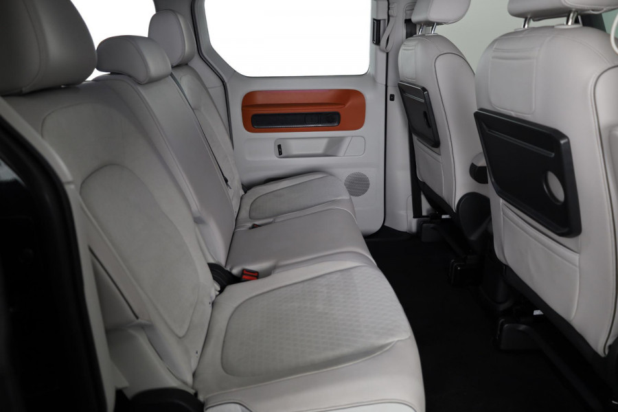Volkswagen ID. Buzz 1st Max 77kWh 204 PK | Navigatie | Wegklapbare trekhaak | Camera | Keyless entry
