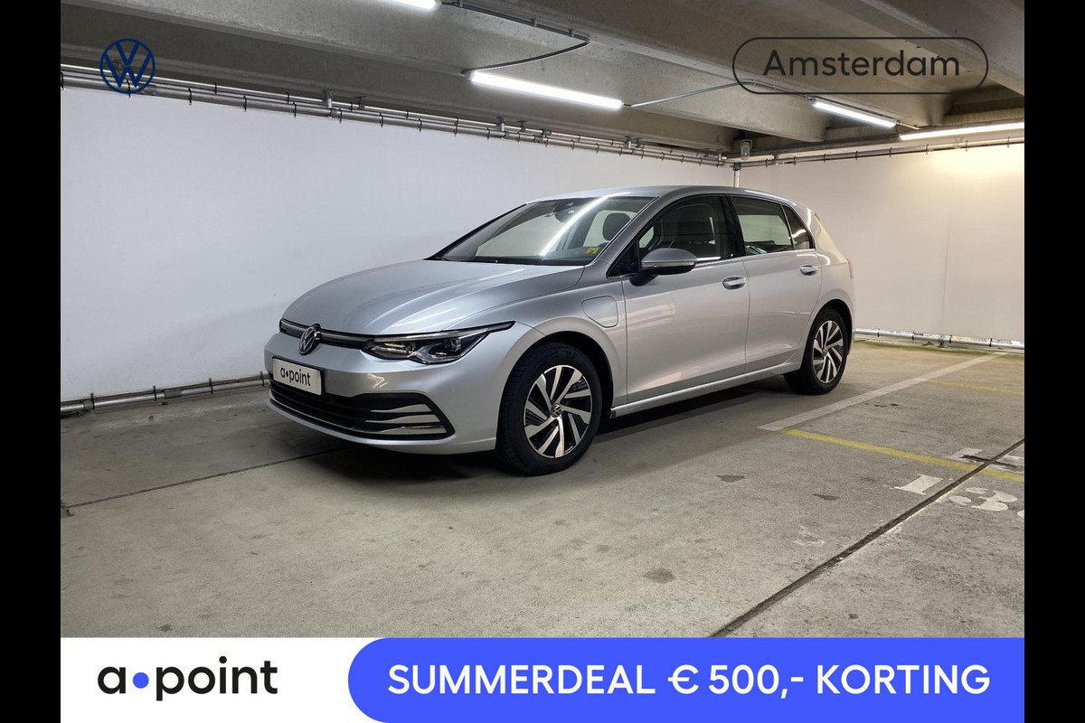 Volkswagen Golf 1.4 eHybrid Style 204 pk Automaat (DSG) | Navigatie | Parkeersensoren | Adaptieve cruise control | Autom. airco (3 zones) | Elektr. bestuurdersstoel met geheugen | Volkswagen Golf 1.4 eHybrid Style 204 pk Automaat (DSG) | Navigatie | Parkeersensoren | Adaptieve cruise control | Autom. airco (3 zones) | Elektr. bestuurdersstoel met geheugen |