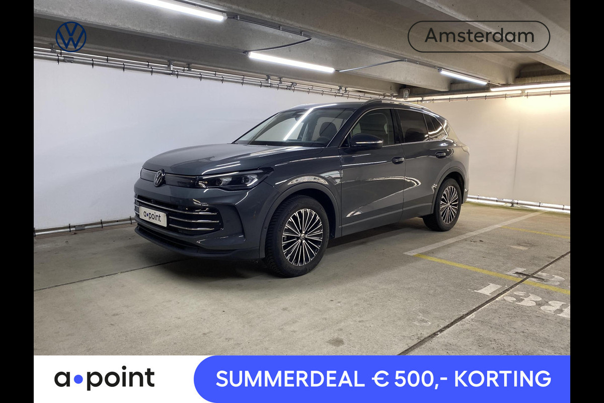 Volkswagen Tiguan 1.5 eTSI Elegance 150 pk Automaat (DSG) | Navigatie | Elektr. trekhaak | Parkeersensoren (Park assist) | Rondomzicht camera | Matrix LED koplampen | Volkswagen Tiguan 1.5 eTSI Elegance 150 pk Automaat (DSG) | Navigatie | Elektr. trekhaak | Parkeersensoren (Park assist) | Rondomzicht camera | Matrix LED koplampen |