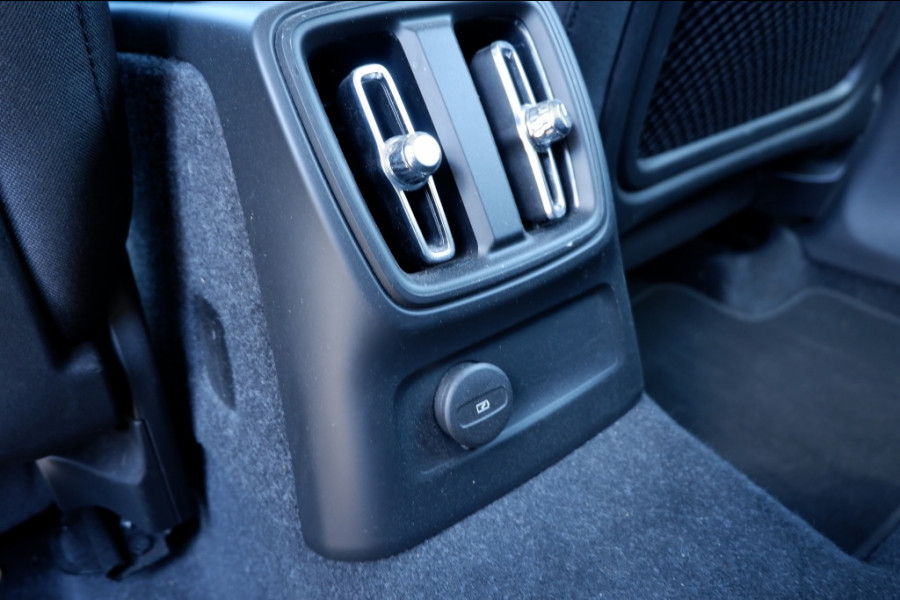 Volvo XC40 1.5 T5 Rech Inscr. Expr. Plug in Hybrid Rijklaarprijs incl. gar.