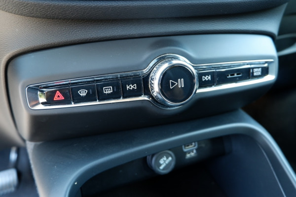 Volvo XC40 1.5 T5 Rech Inscr. Expr. Plug in Hybrid Rijklaarprijs incl. gar.