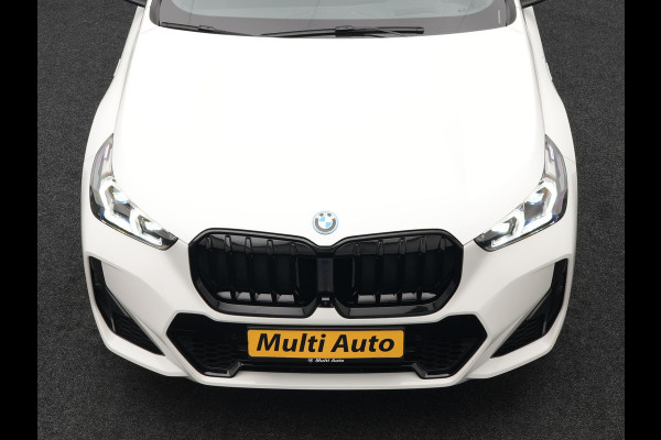 BMW X1 xDrive30e M-sport Plug in Hybrid 327pk PHEV | Adaptive Cruise | Head-up Display | 360 Camera | Carplay | Stoelen Verwarmd | Sfeerverlichting |