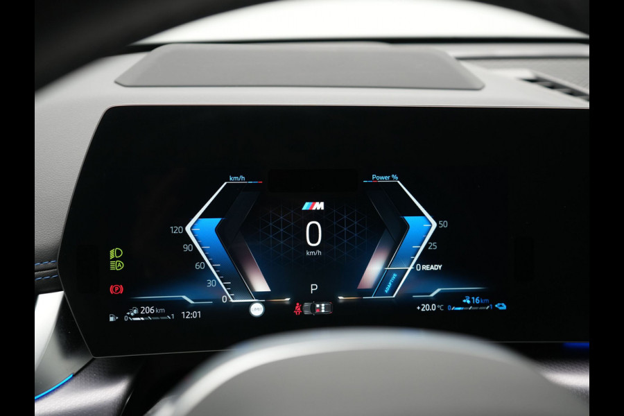 BMW X1 xDrive30e M-sport Plug in Hybrid 327pk PHEV | Adaptive Cruise | Head-up Display | 360 Camera | Carplay | Stoelen Verwarmd | Sfeerverlichting |