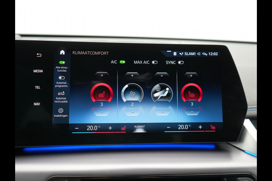 BMW X1 xDrive30e M-sport Plug in Hybrid 327pk PHEV | Adaptive Cruise | Head-up Display | 360 Camera | Carplay | Stoelen Verwarmd | Sfeerverlichting |