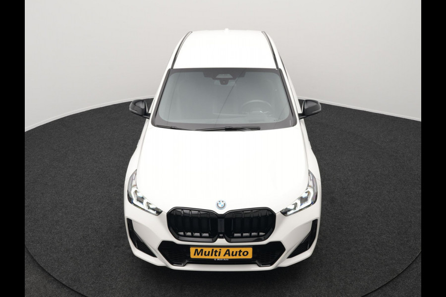 BMW X1 xDrive30e M-sport Plug in Hybrid 327pk PHEV | Adaptive Cruise | Head-up Display | 360 Camera | Carplay | Stoelen Verwarmd | Sfeerverlichting |