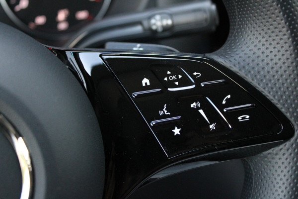 Mercedes-Benz Vito 116 CDI L3 Pro XL 164pk - Multi Beam LED - Leder - Dodehoek - Side Bars - Night Pack - Carplay - Rijklaar