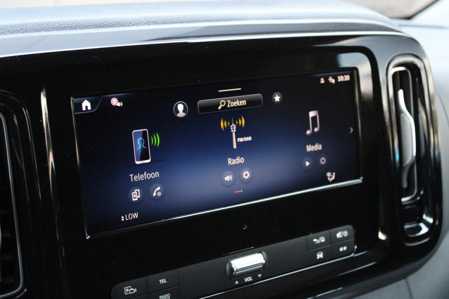 Mercedes-Benz Vito 116 CDI L3 Pro XL 164pk - Multi Beam LED - Leder - Dodehoek - Side Bars - Night Pack - Carplay - Rijklaar