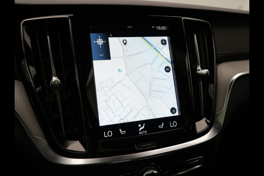 Volvo V60 T6 Recharge AWD Inscription Plug In Hybrid 340pk Dealer O.H. PHEV | Panodak | Lederen Sportstoelen Memory | Trekhaak af Fabriek | Harman Kardon | Navigatie | Apple Carplay | Acam | L.M. 19" | Stoel & Stuurverwarming | DAB | Virtual |