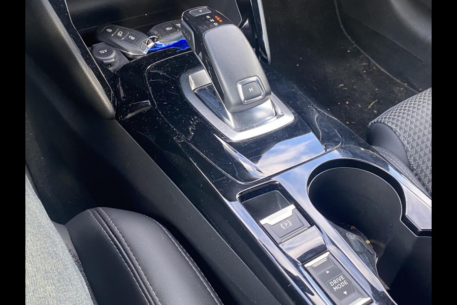 Peugeot 208 1.2 PureTech GT-Line RIJKLAARPRIJS INCL. 12MND BOVAG GARANTIE | TOP ONDERHOUDEN