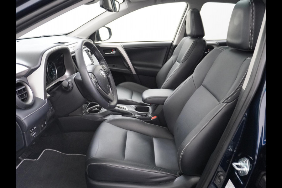 Toyota RAV4 2.5 Hybrid AWD Executive MEMORY SEAT | PANO | AFNEEMBARE TREKHAAK
