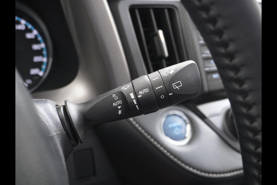 Toyota RAV4 2.5 Hybrid AWD Executive MEMORY SEAT | PANO | AFNEEMBARE TREKHAAK