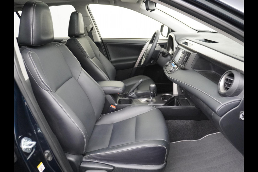 Toyota RAV4 2.5 Hybrid AWD Executive MEMORY SEAT | PANO | AFNEEMBARE TREKHAAK