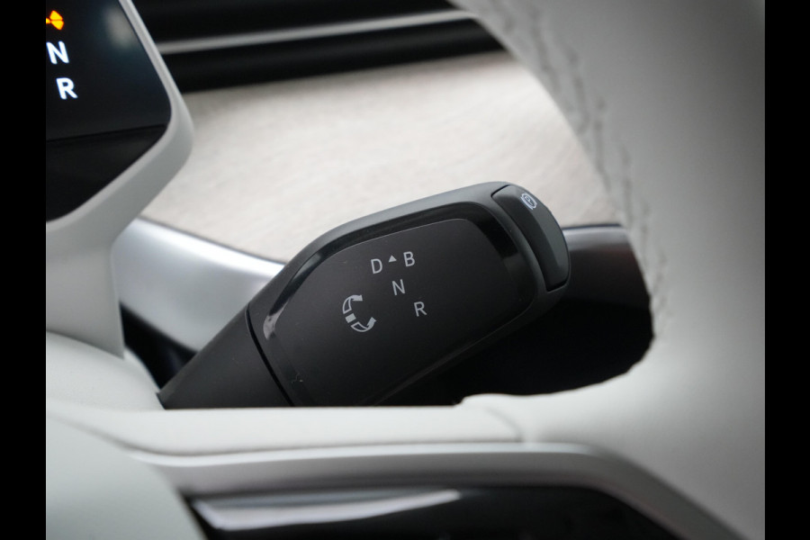Volkswagen ID. Buzz (1) (geel) Pro Advantage Elektromotor 150 kW (204 pk) 2988 mm Elektrische aandrijving RWD Navigatie Adaptive cruise control Matrix LED koplampen