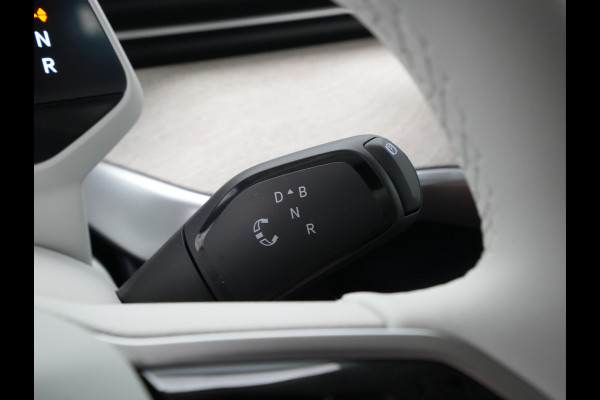 Volkswagen ID. Buzz (1) (geel) Pro Advantage Elektromotor 150 kW (204 pk) 2988 mm Elektrische aandrijving RWD Navigatie Adaptive cruise control Matrix LED koplampen