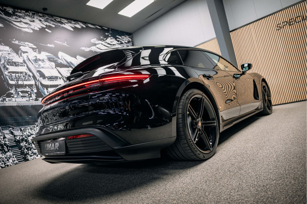 Porsche Taycan Sport Turismo 79 kWh | Performance-accu | Bose | 21'' velgen | Glazen dak | Porsche Sportsound | Warmtepomp |