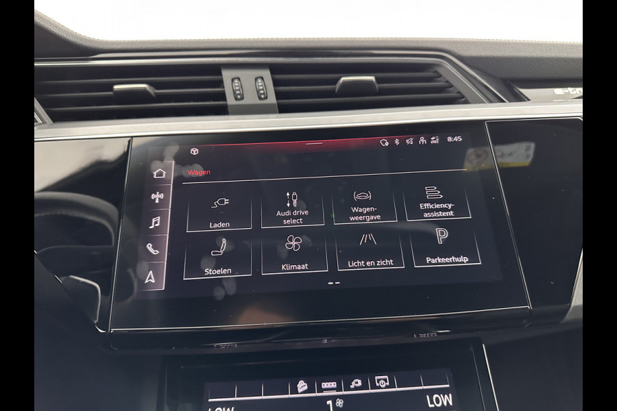 Audi e-tron Sportback 55 quattro S edition 95 kWh [ 3-Fase ] (INCL.BTW) *FULL-LEATHER | FULL-LED | ADAPTIVE-CRUISE | BANG&OLUFSEN | TOP-VIEW | MEMORY-PACK | BLIND-SPOT | KEYLESS | AMBIENT-LIGHT | AIR-SUSPENSION | SPORT-SEATS | DIGI-COCKPIT | 21''ALU |