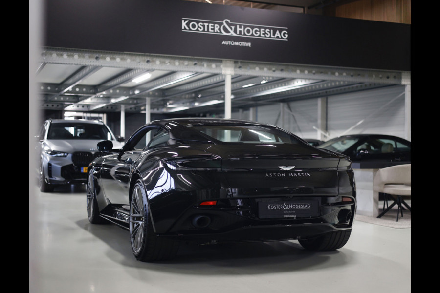 Aston Martin DB12 4.0 V8 | Minotaur Green - Performance seat