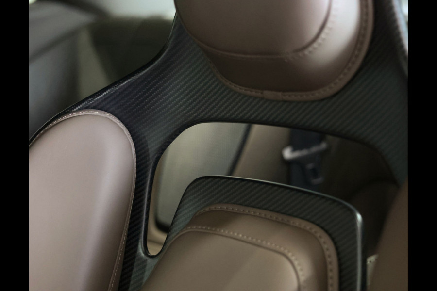 Aston Martin DB12 4.0 V8 | Minotaur Green - Performance seat