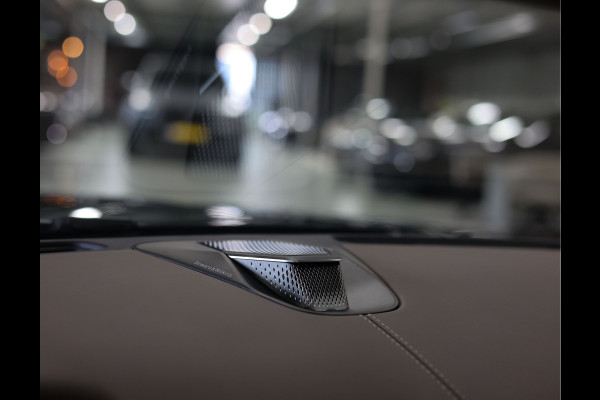 Aston Martin DB12 4.0 V8 | Minotaur Green - Performance seat