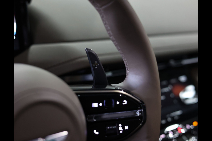 Aston Martin DB12 4.0 V8 | Minotaur Green - Performance seat