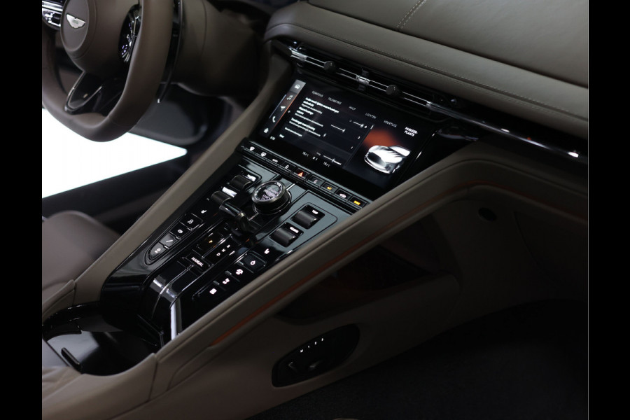 Aston Martin DB12 4.0 V8 | Minotaur Green - Performance seat