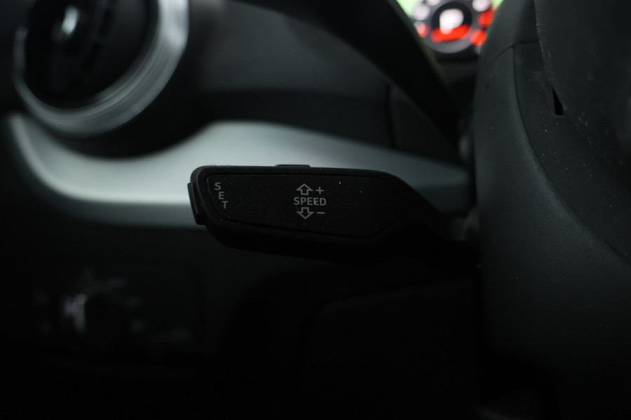 Audi Q2 40 TFSI quattro Pro Line Automaat, S-line, 190PK!