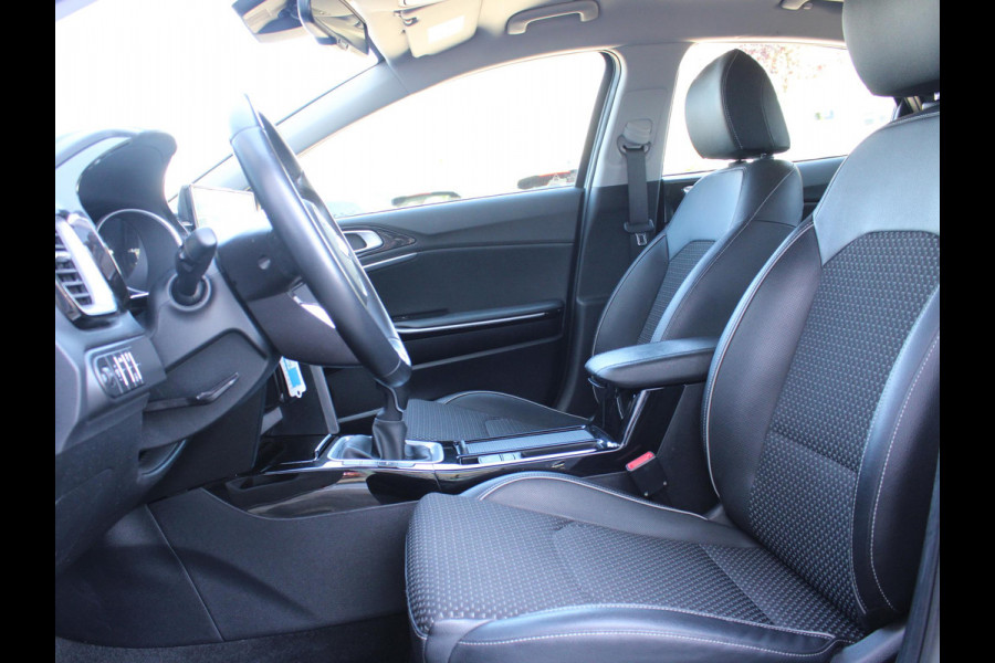 Kia Xceed 1.0 T-GDi DynamicLine | Navigatie | Achteruitrijcamera |