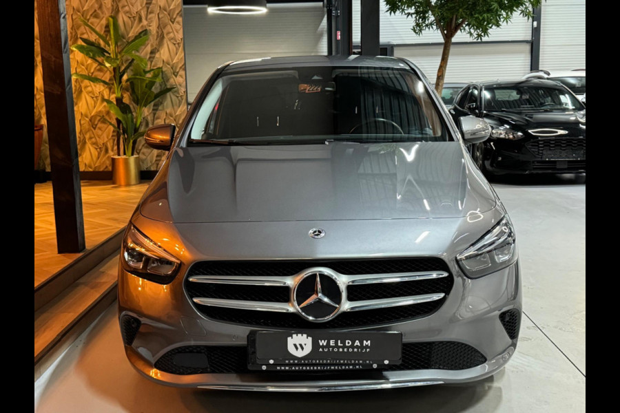 Mercedes-Benz B-Klasse 180 Business Solution Garantie Camera CarPlay PDC Sfeer Leder Lane Cruise Clima Navi Led Dab Rijklaar