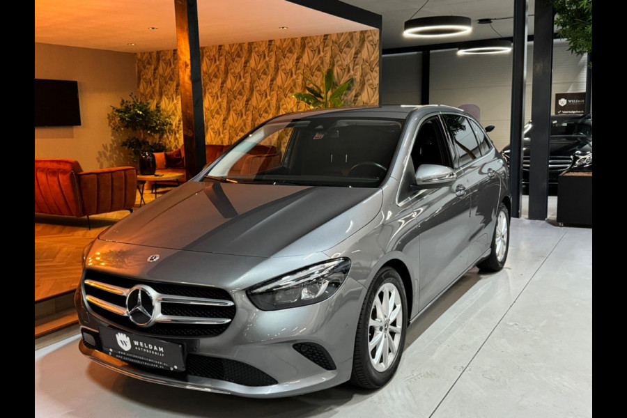 Mercedes-Benz B-Klasse 180 Business Solution Garantie Camera CarPlay PDC Sfeer Leder Lane Cruise Clima Navi Led Dab Rijklaar