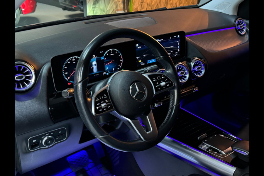 Mercedes-Benz B-Klasse 180 Business Solution Garantie Camera CarPlay PDC Sfeer Leder Lane Cruise Clima Navi Led Dab Rijklaar