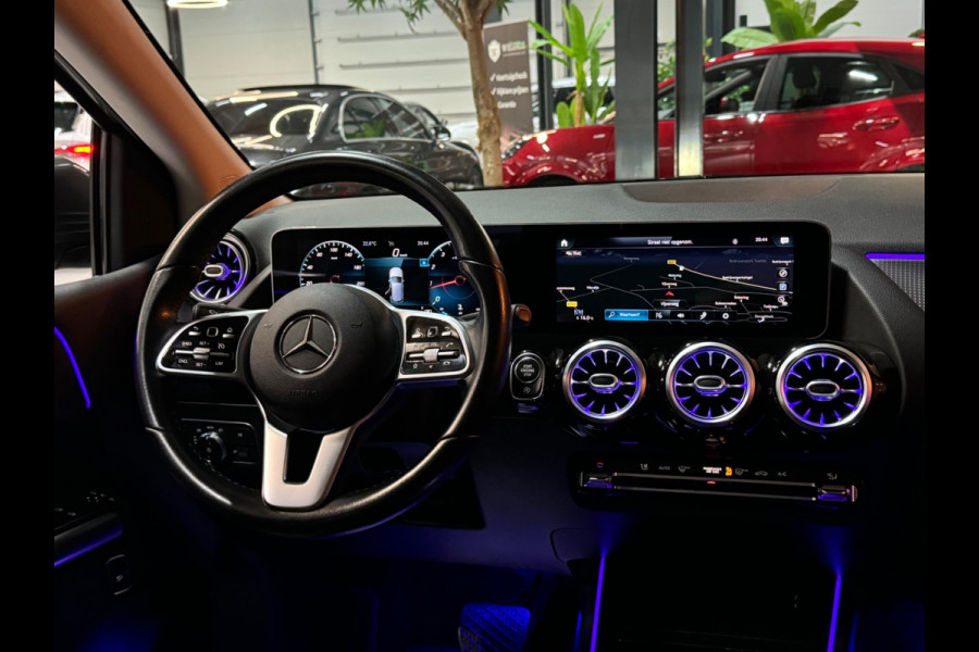 Mercedes-Benz B-Klasse 180 Business Solution Garantie Camera CarPlay PDC Sfeer Leder Lane Cruise Clima Navi Led Dab Rijklaar