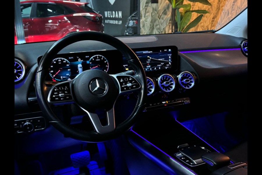 Mercedes-Benz B-Klasse 180 Business Solution Garantie Camera CarPlay PDC Sfeer Leder Lane Cruise Clima Navi Led Dab Rijklaar