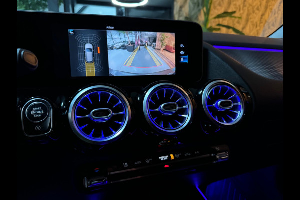 Mercedes-Benz B-Klasse 180 Business Solution Garantie Camera CarPlay PDC Sfeer Leder Lane Cruise Clima Navi Led Dab Rijklaar