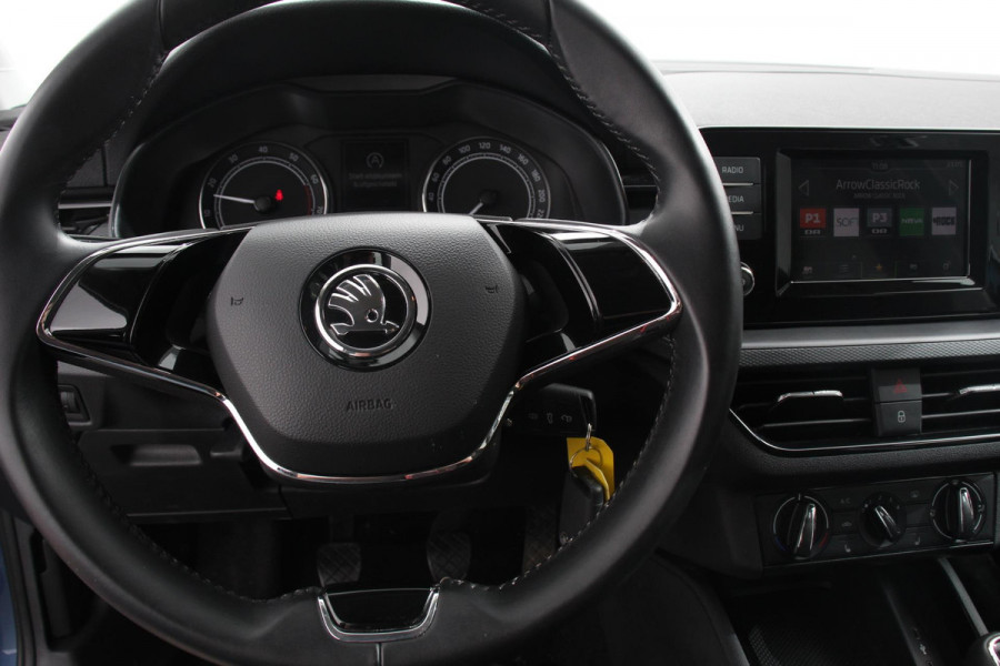 Škoda Kamiq 1.0 TSI Ambition 116 Pk Navigatie Cruise Control Lane Assist DAB LED Parkeer sensoren