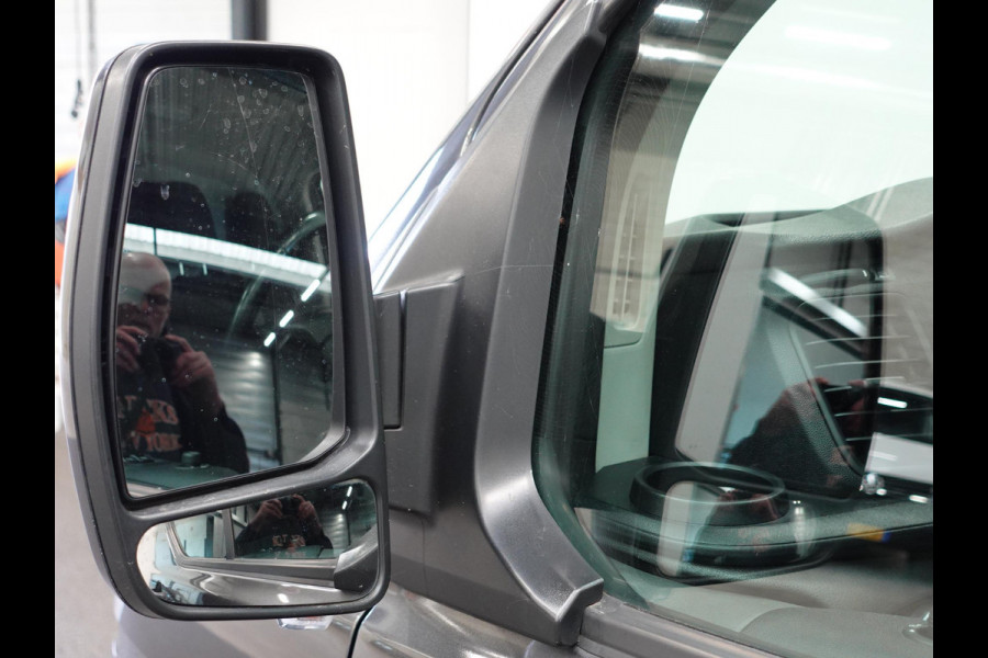 Ford Transit Custom 130pk Automaat L1H1 Trend Trekhaak Navigatie Camera Airco Cruise control Sport
