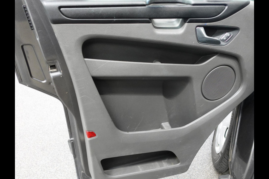 Ford Transit Custom 130pk Automaat L1H1 Trend Trekhaak Navigatie Camera Airco Cruise control Sport