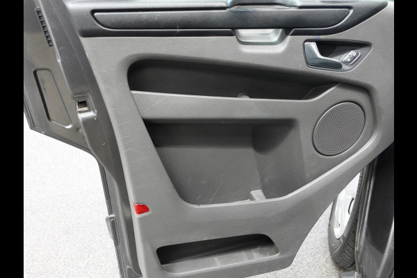 Ford Transit Custom 130pk Automaat L1H1 Trend Trekhaak Navigatie Camera Airco Cruise control Sport