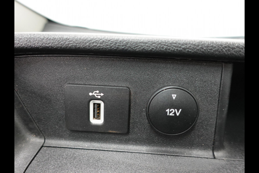 Ford Transit Custom 130pk Automaat L1H1 Trend Trekhaak Navigatie Camera Airco Cruise control Sport