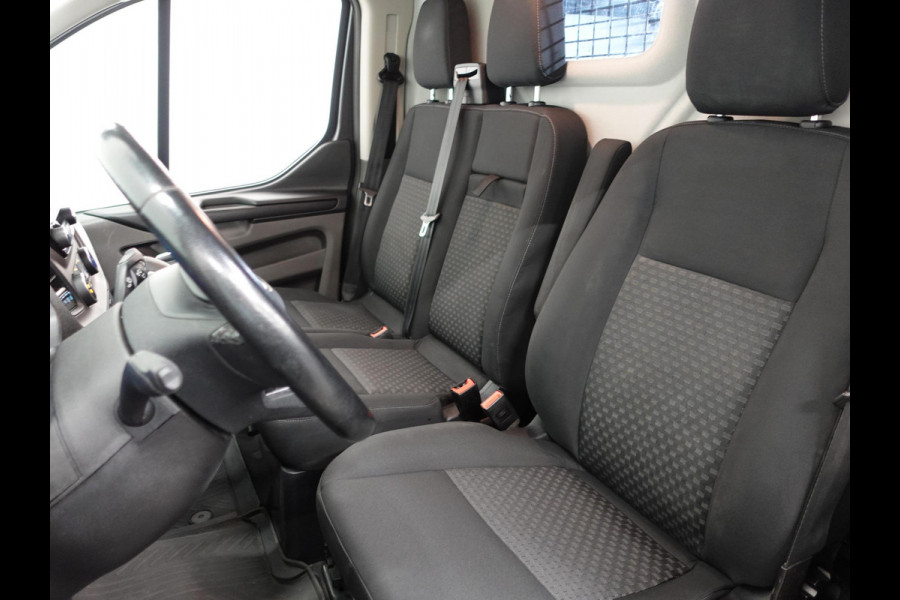 Ford Transit Custom 130pk Automaat L1H1 Trend Trekhaak Navigatie Camera Airco Cruise control Sport
