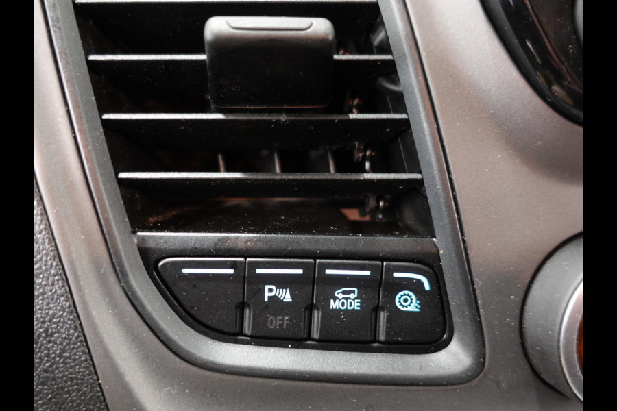 Ford Transit Custom 130pk Automaat L1H1 Trend Trekhaak Navigatie Camera Airco Cruise control Sport